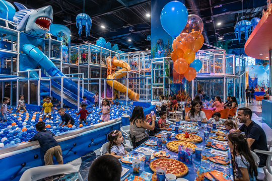 Indoor Birthday Party Planning Timeline: What to Book and When